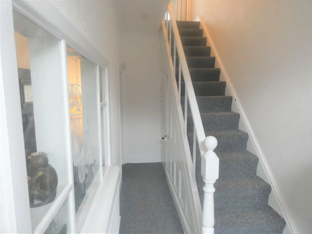 Milton Road, Prestwich, M25, photo 11