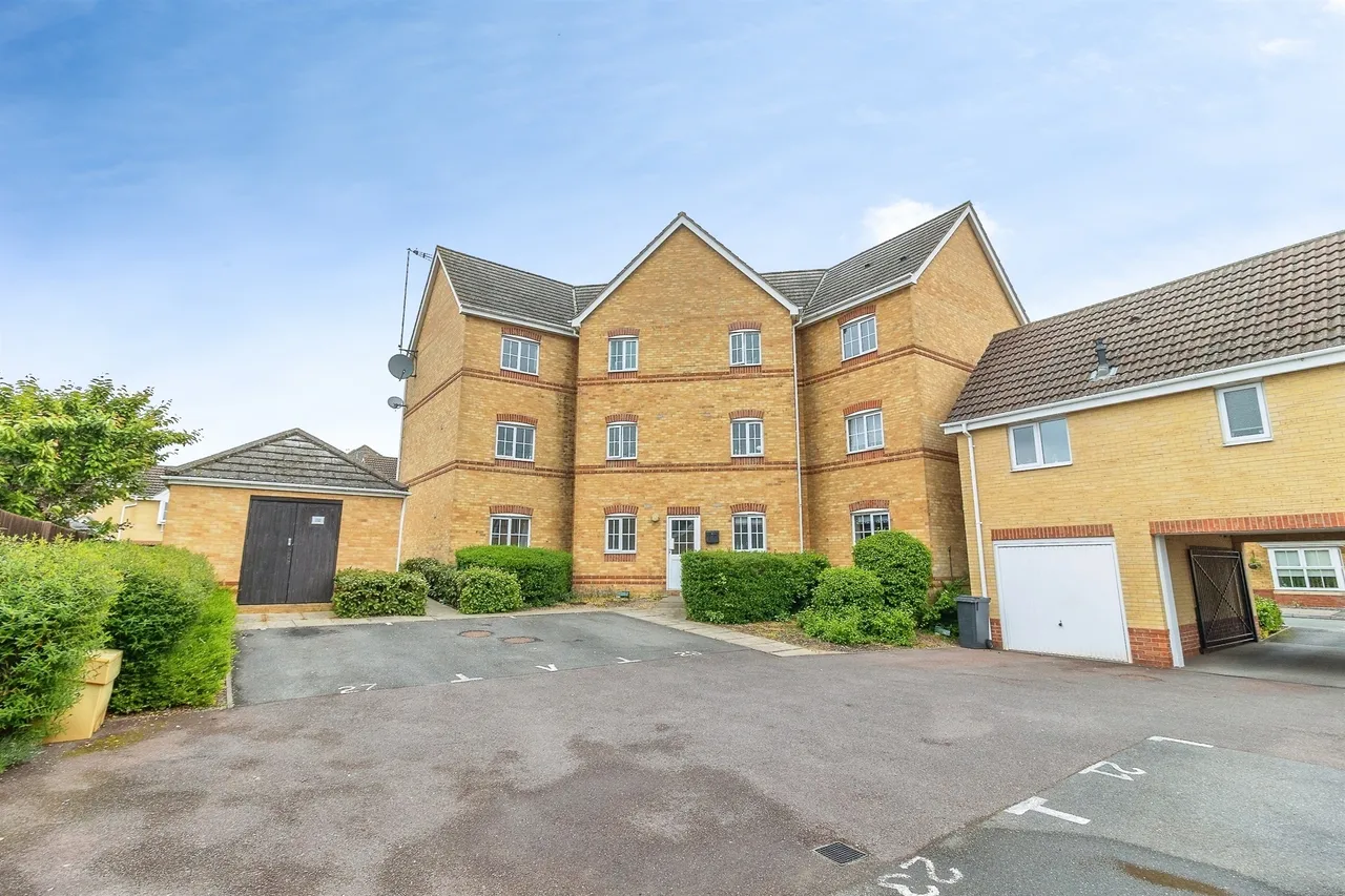Goodman Drive, Leighton Buzzard, LU7, photo 9