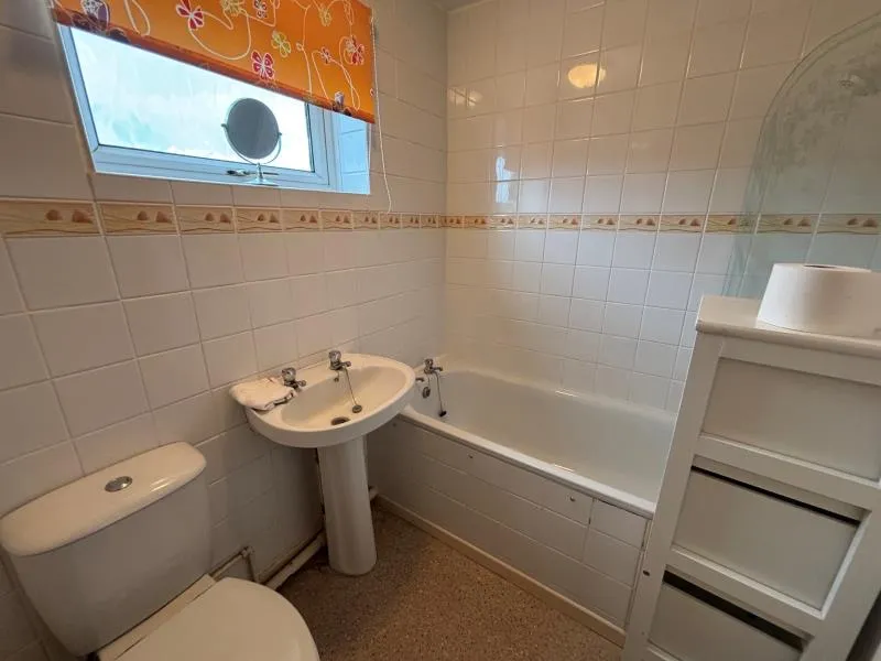 Huntsman Way, Dawley, photo 6