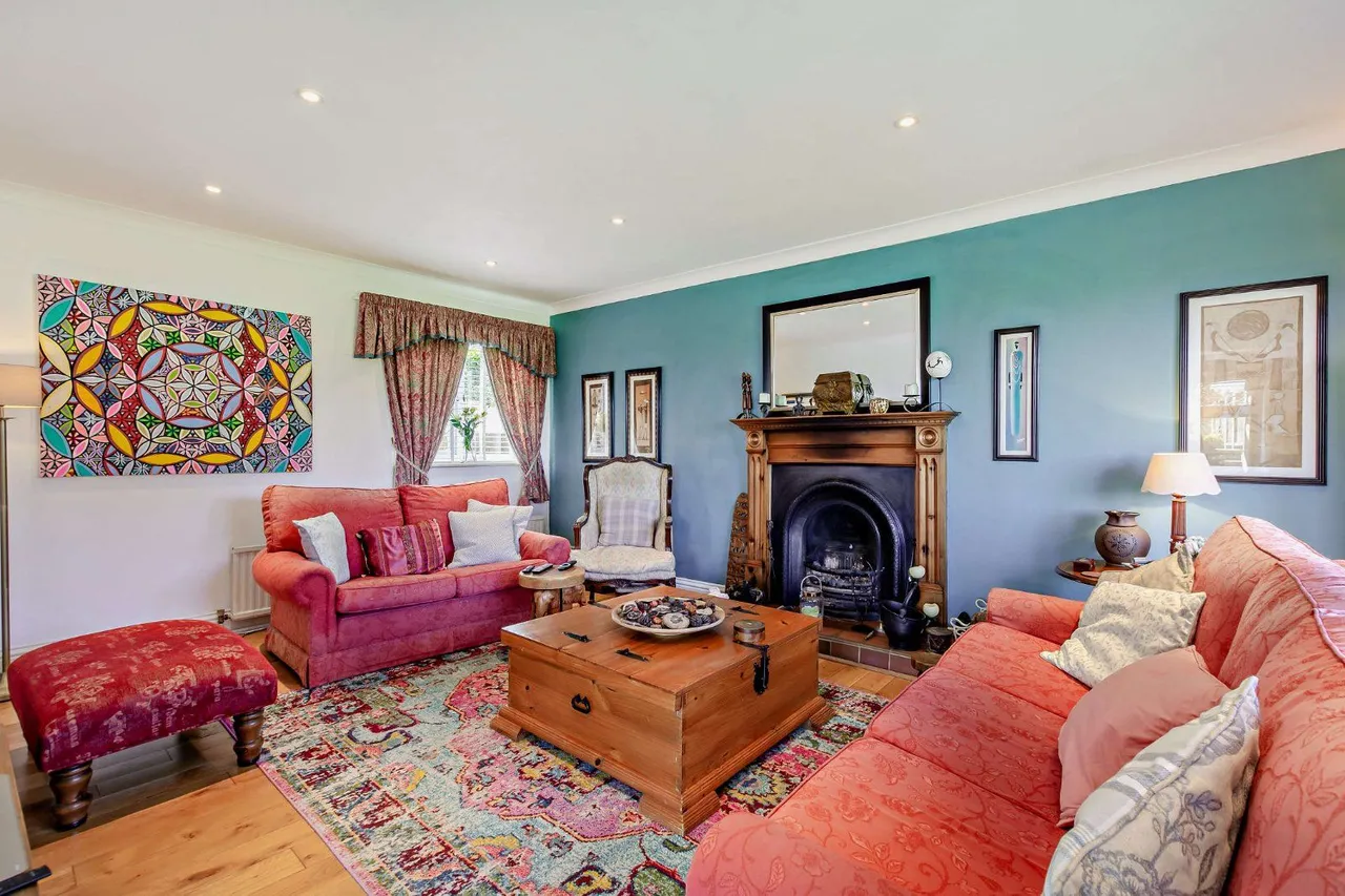 Vicarage Road, Burwash Common, TN19, photo 11