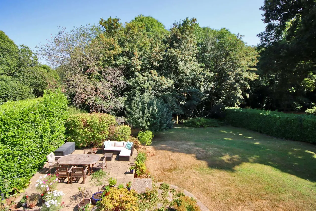Weald Road, Sevenoaks, Kent, TN13 1QJ, photo 2