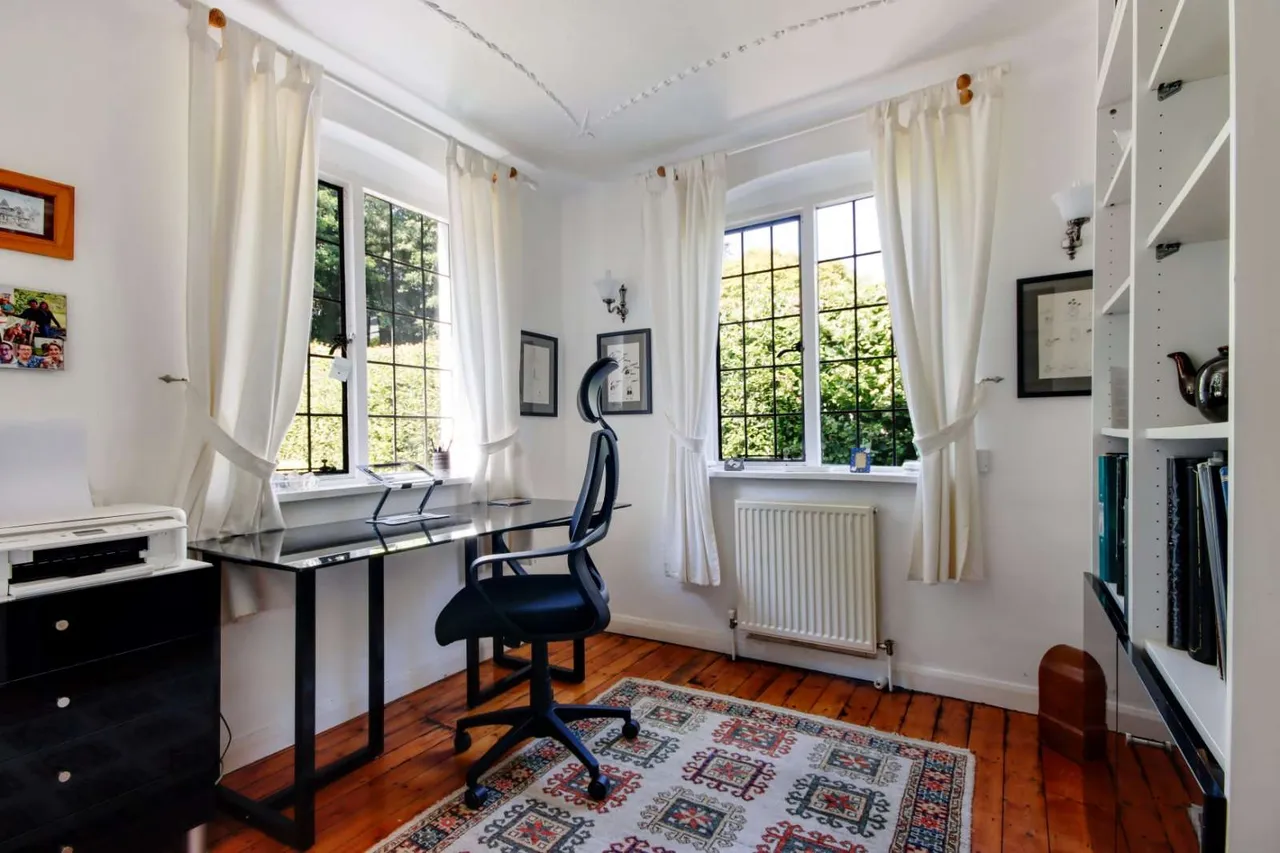Weald Road, Sevenoaks, Kent, TN13 1QJ, photo 10