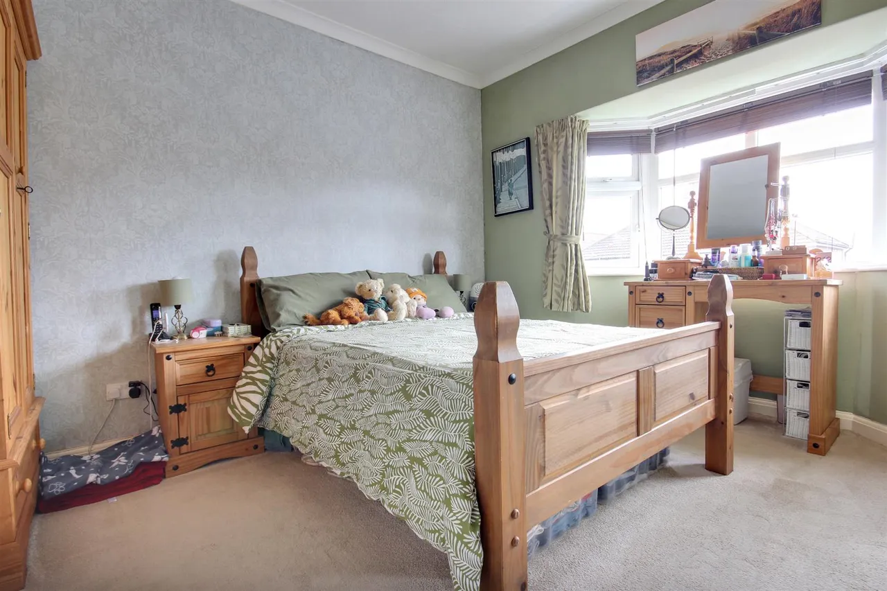 East Ella Drive, Hull, photo 5