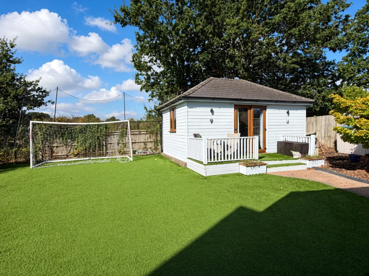Elm Place, Aldershot, Hampshire, GU11 3SU, photo 9