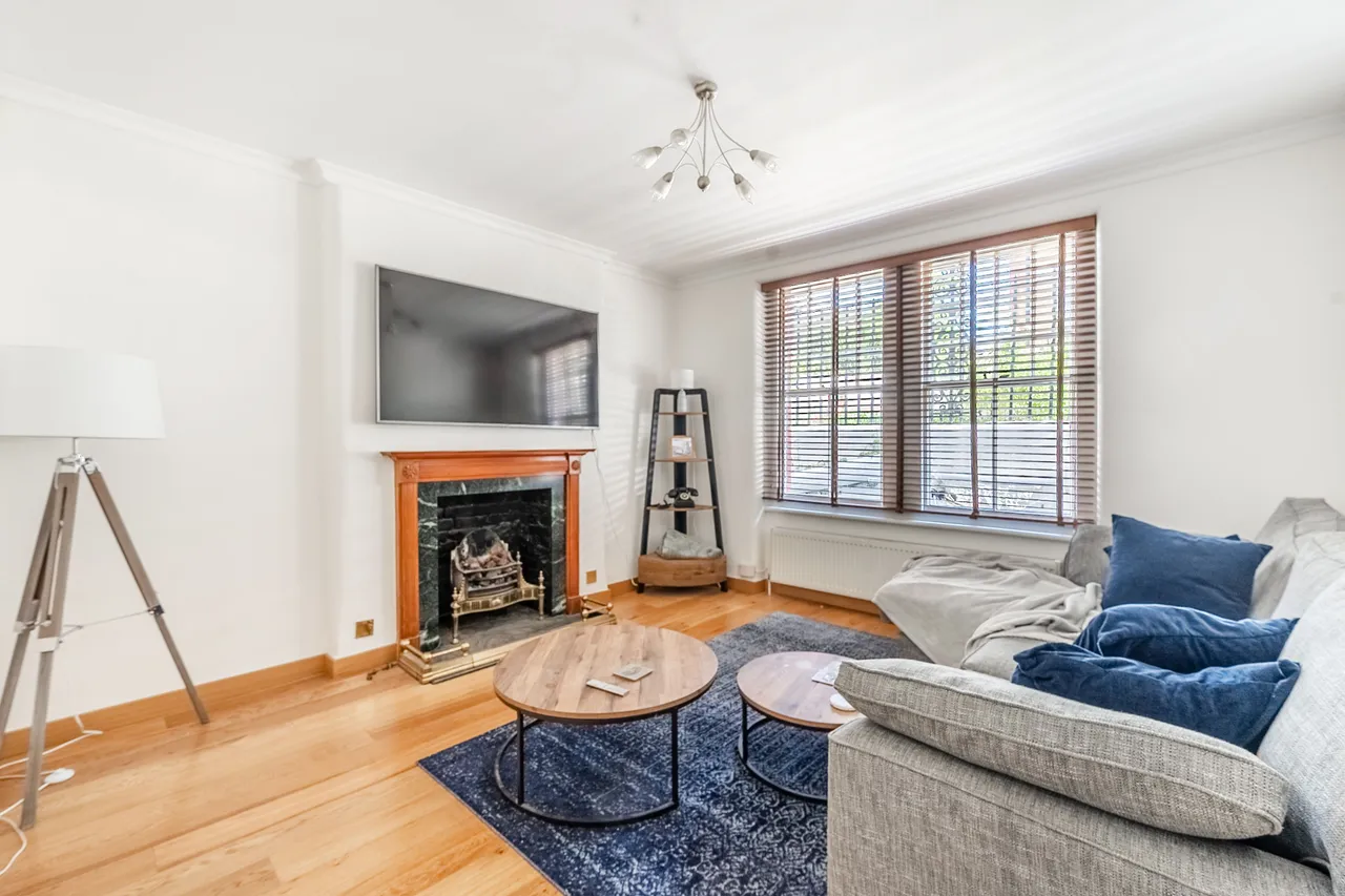 1 bed flat to rent — 1 Marlborough, 61 Walton Street, London