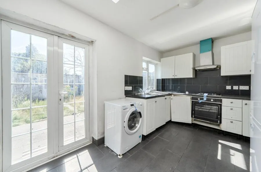 Morden Gardens, Mitcham, CR4, photo 4