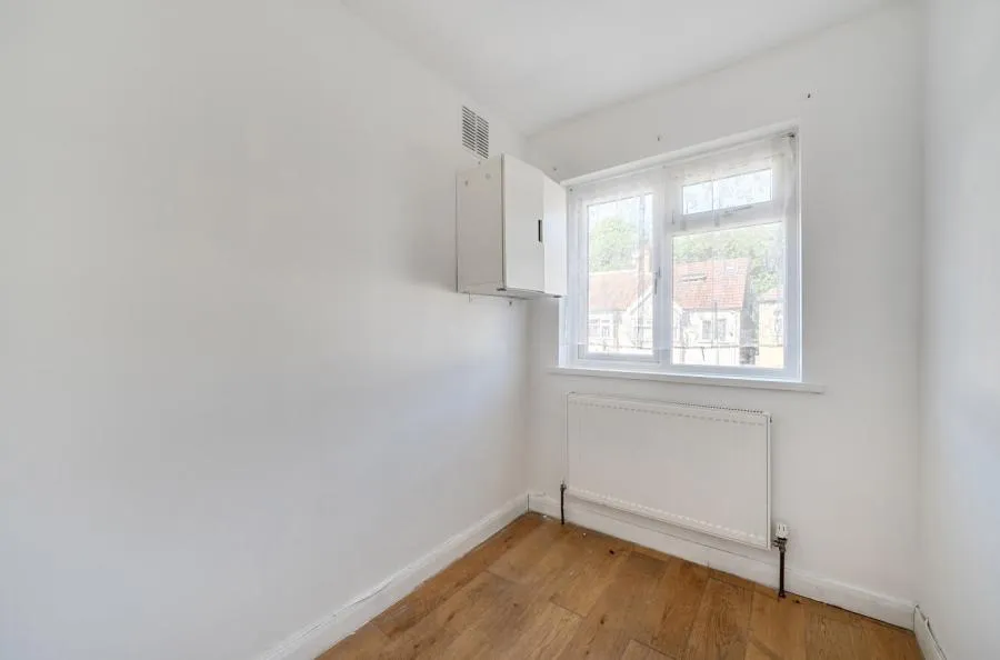 Morden Gardens, Mitcham, CR4, photo 9