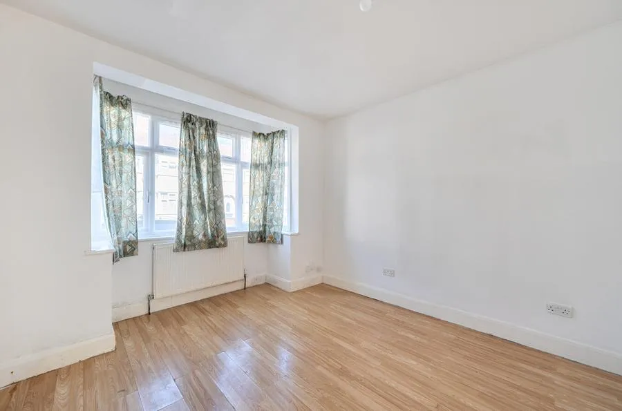 Morden Gardens, Mitcham, CR4, photo 16