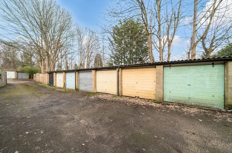 Vauxhall Gardens, South Croydon CR2 6JR, photo 19