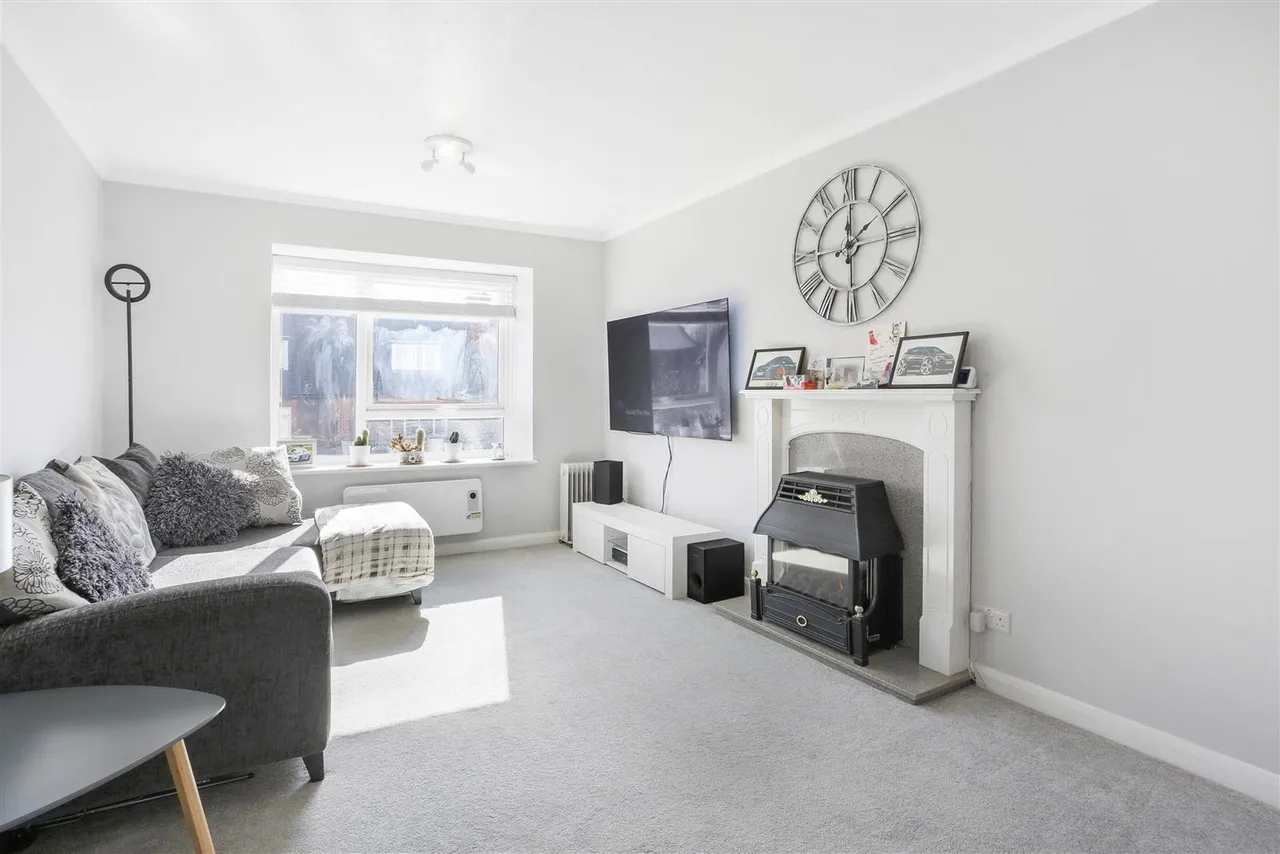 Station Approach, Cheam, Sutton, SM2 7BN, photo 3