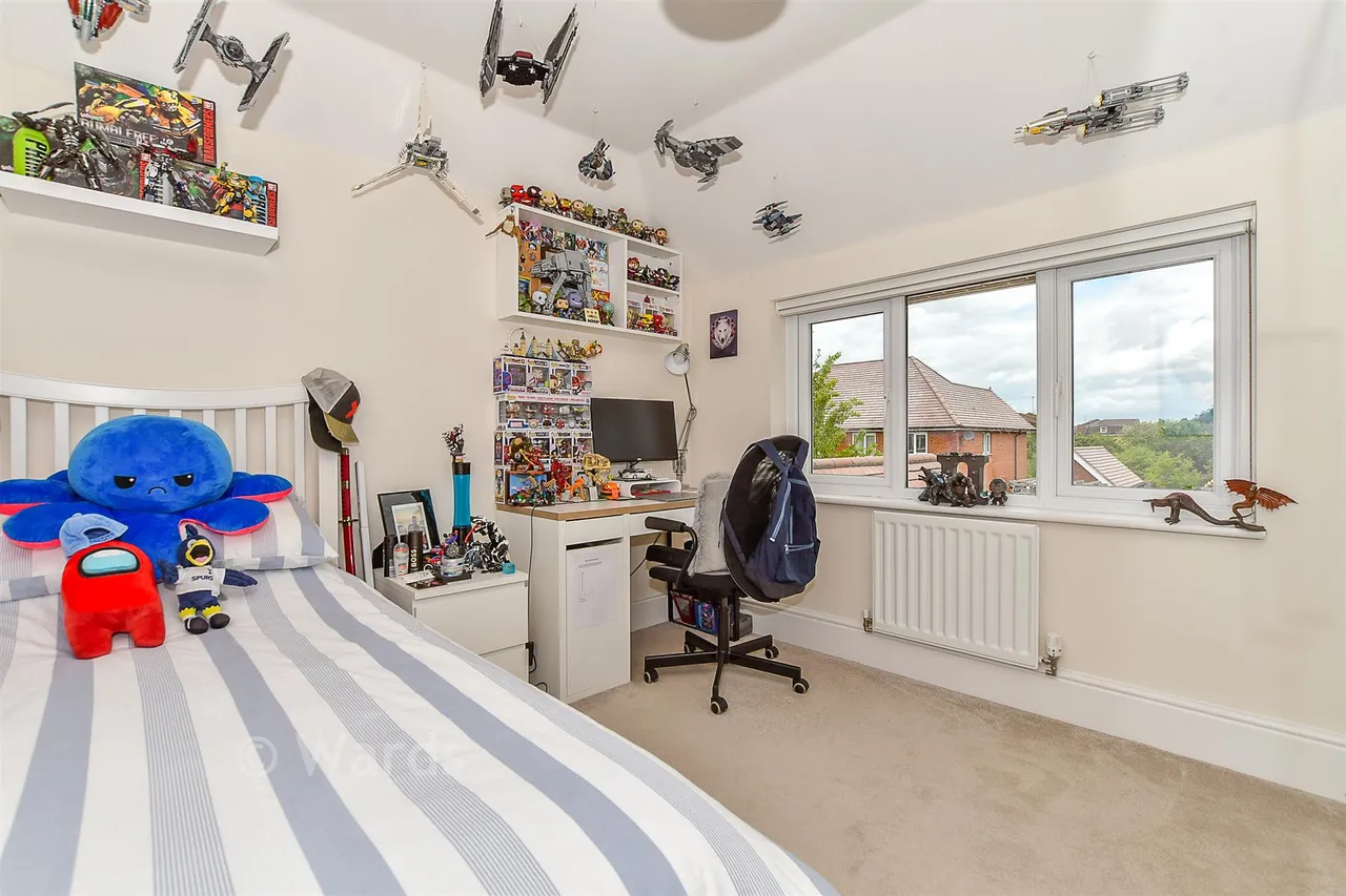Admiral Way, Marden, TN12, photo 12