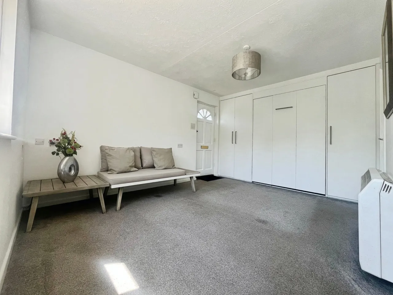 St. Peters Gardens, Wrecclesham, Farnham, Surrey, GU10 4QY, photo 2