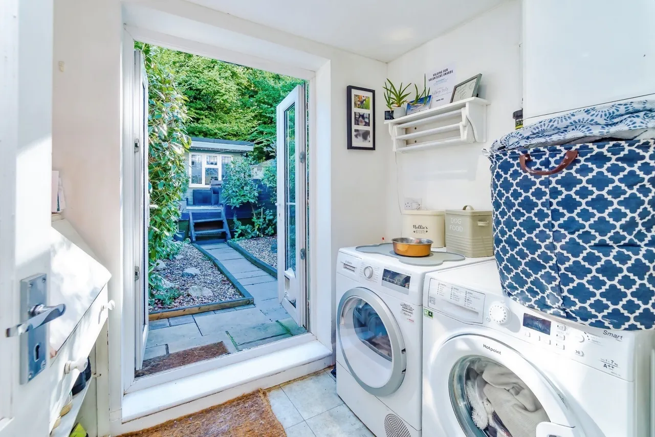 Milton Road, Caterham, CR3, photo 9