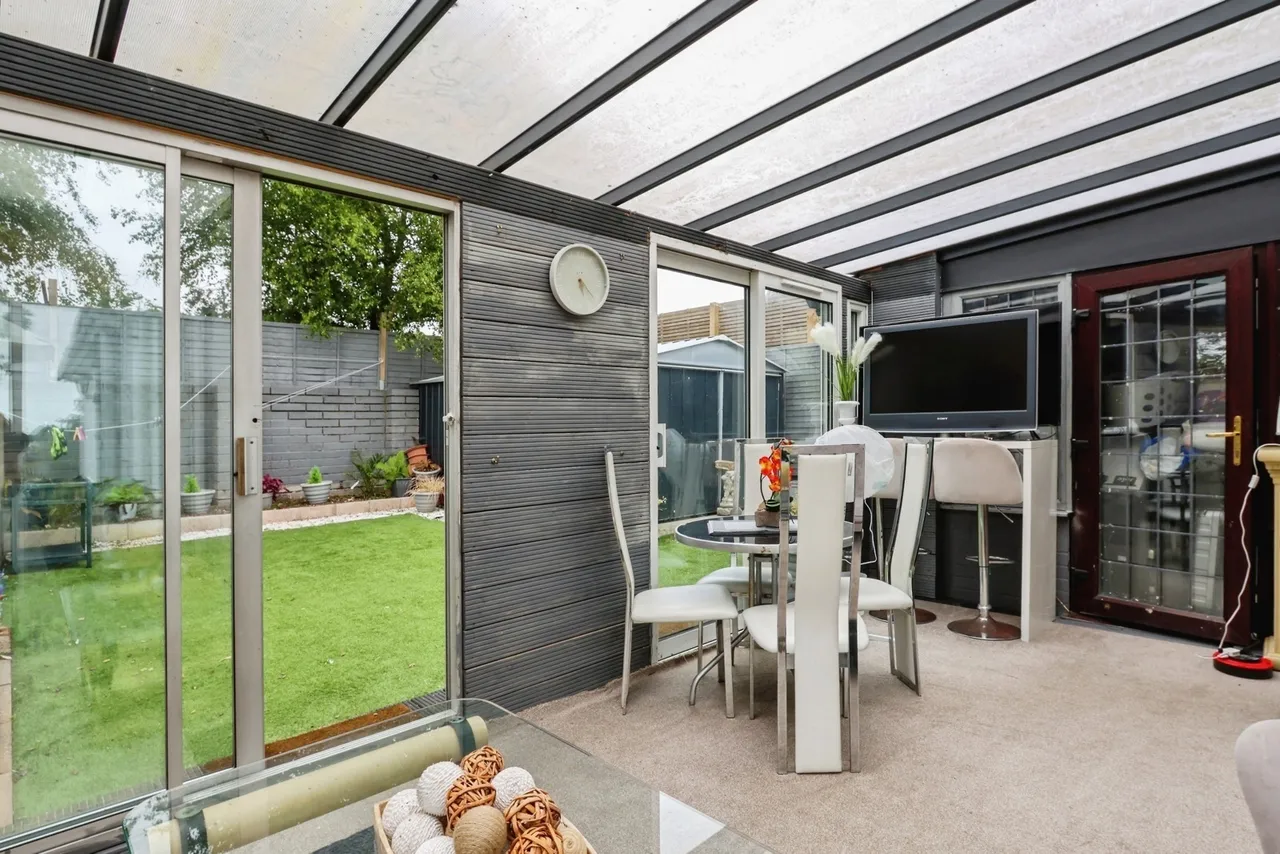 Monkton Crescent, Poole, BH12, photo 5