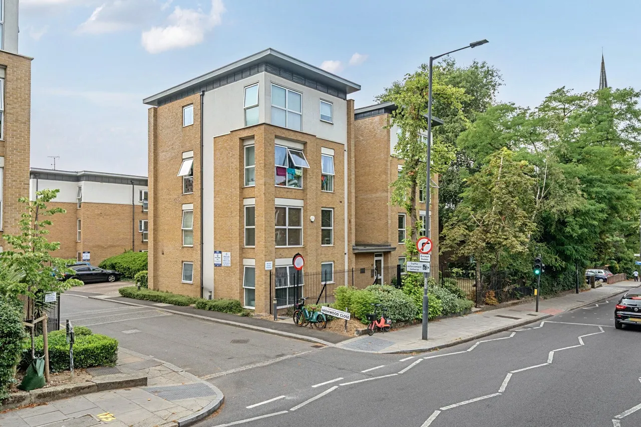 Highwood Close, SE22, photo 8