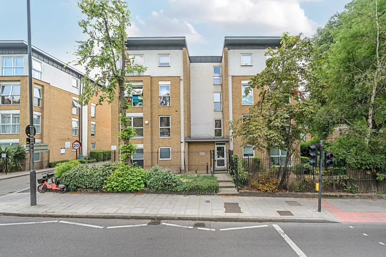 Highwood Close, SE22, photo 6