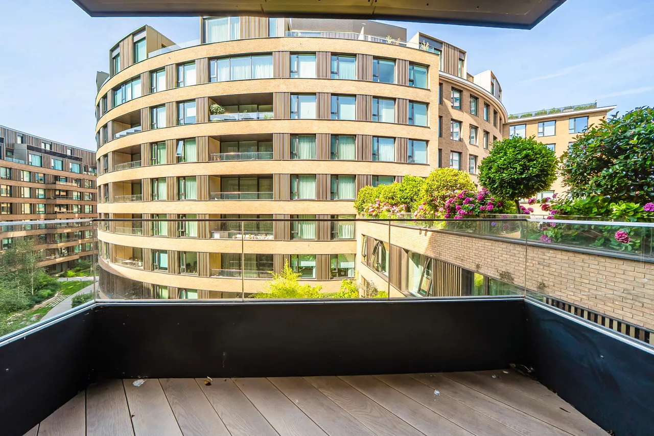 London, W12, photo 6