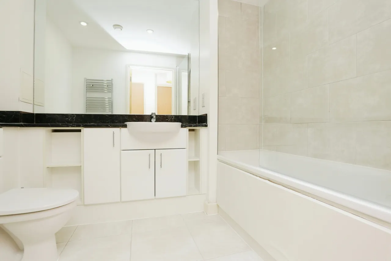 Cornmill Lane, Lewisham, SE13, photo 11