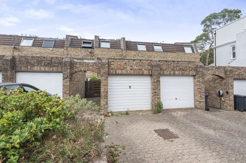 9 Elgin Road, Croydon CR0 6XB, photo 17