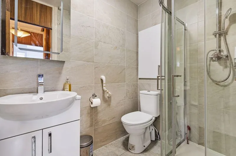9 Elgin Road, Croydon CR0 6XB, photo 14