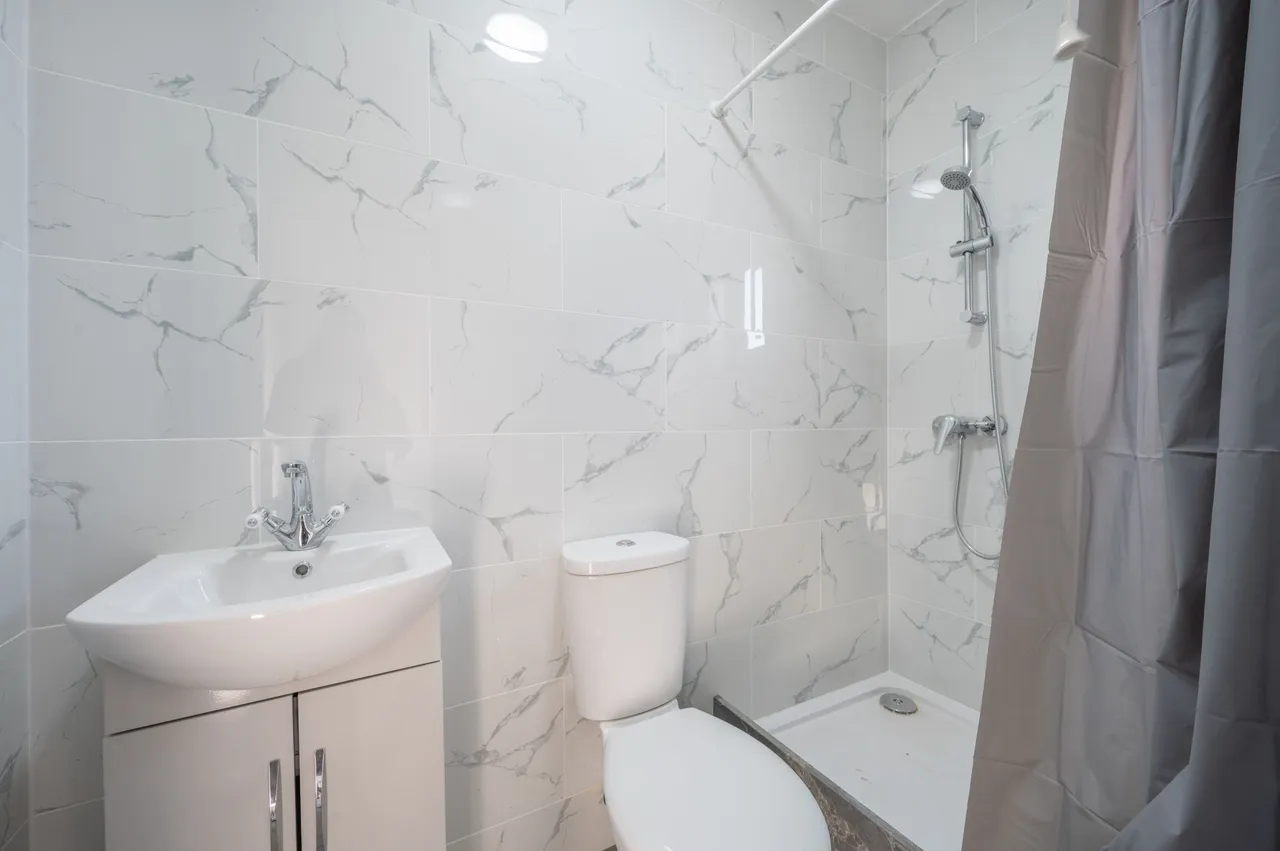 9 Croyde Avenue, Greenford, photo 6