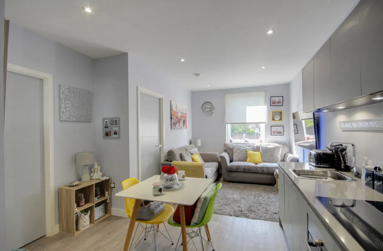 Grenville Place, Bracknell, RG12, photo 4
