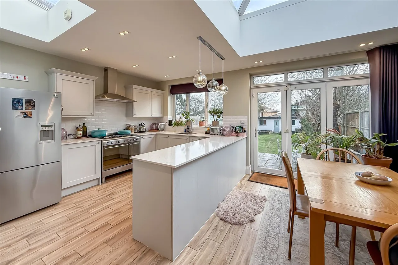 Aysgarth Road, Redbourn, Hertfordshire, AL3 7PJ, photo 4