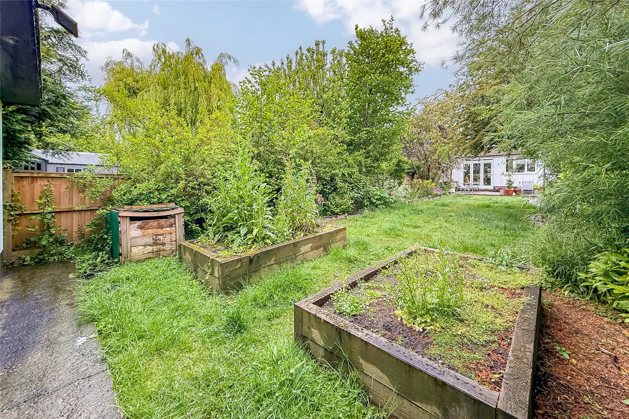 Aysgarth Road, Redbourn, Hertfordshire, AL3 7PJ, photo 12