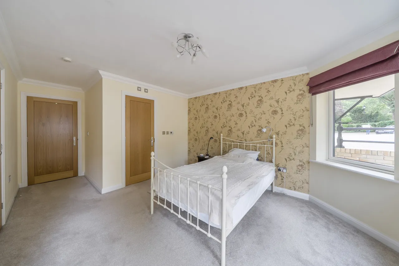 Carew Road, Northwood, HA6, photo 10