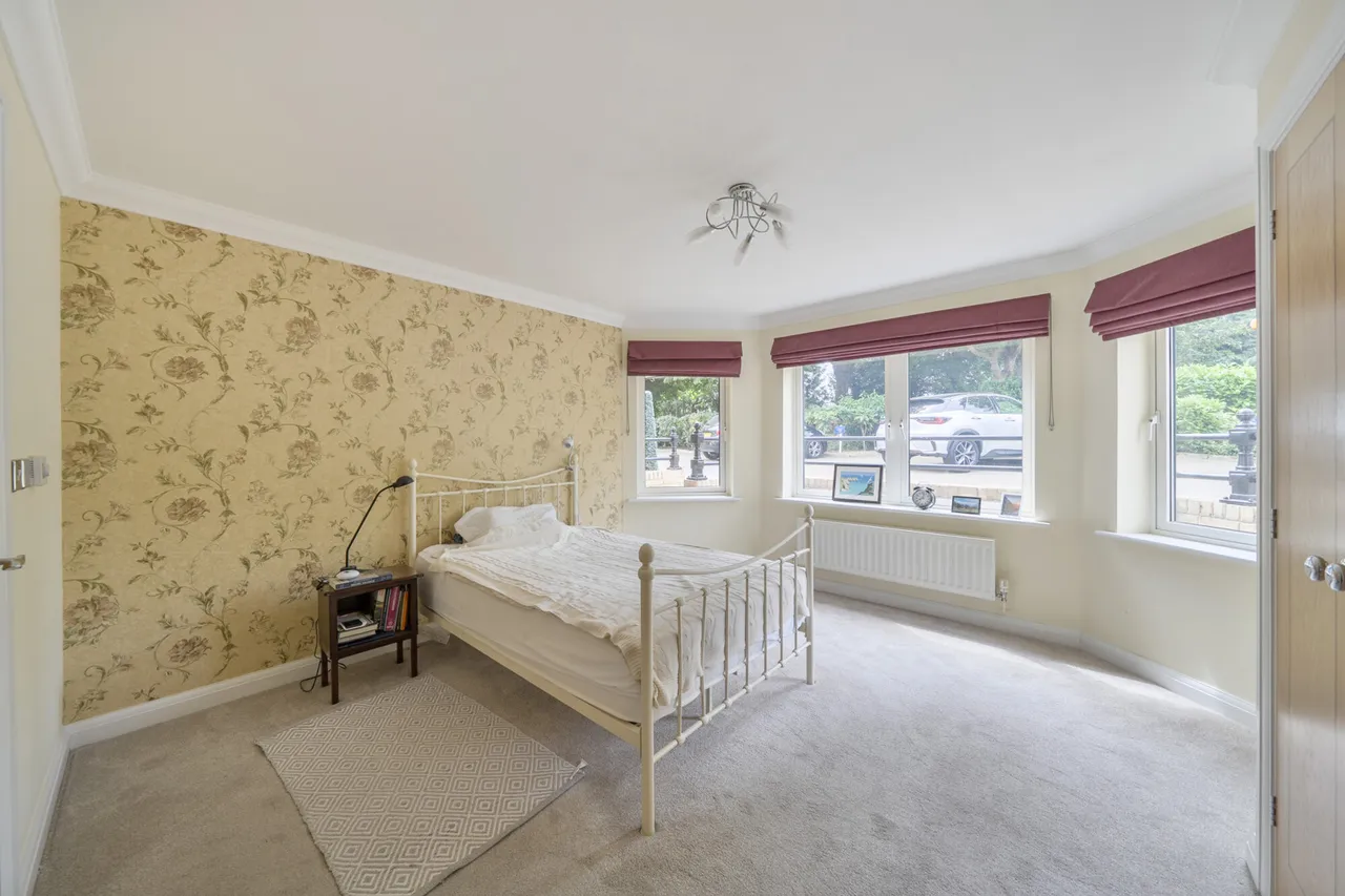 Carew Road, Northwood, HA6, photo 9
