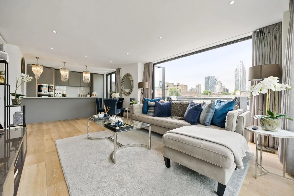 2 bed flat to rent, Sudrey Street, london, SE1