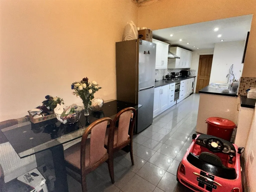 Earl Street, West Bromwich, B70, photo 3