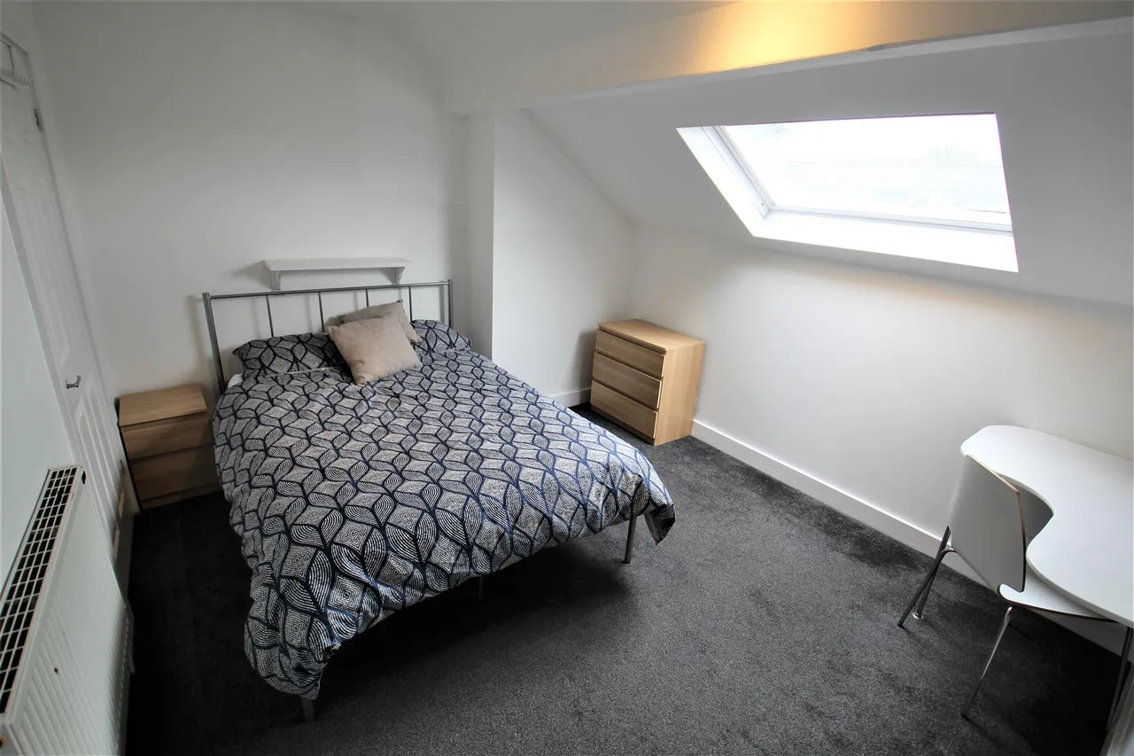 Beamsley Grove, Hyde Park, LS6, photo 7