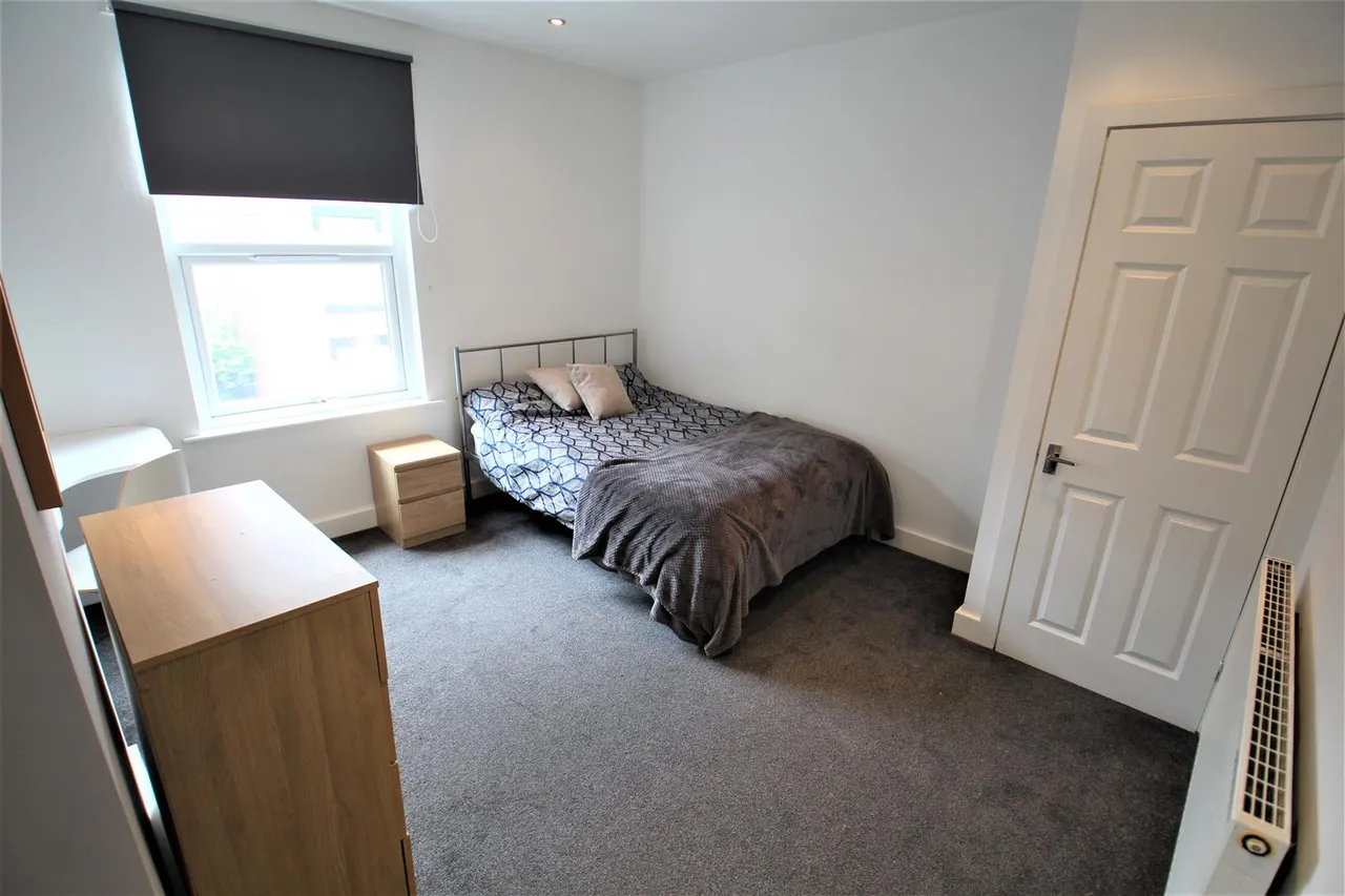 Beamsley Grove, Hyde Park, LS6, photo 3