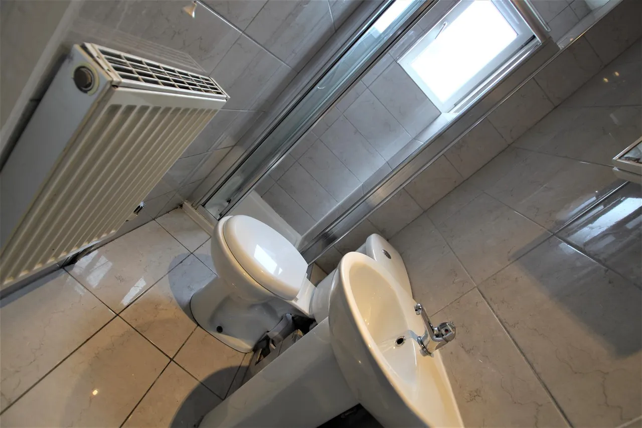 Beamsley Grove, Hyde Park, LS6, photo 9