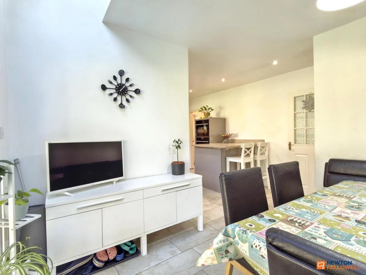 Chandlers Croft, Ibstock, LE67, photo 12