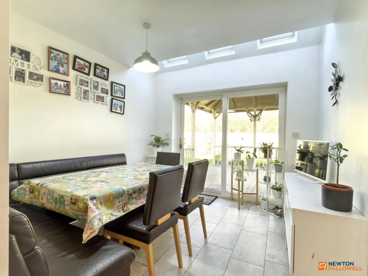 Chandlers Croft, Ibstock, LE67, photo 13