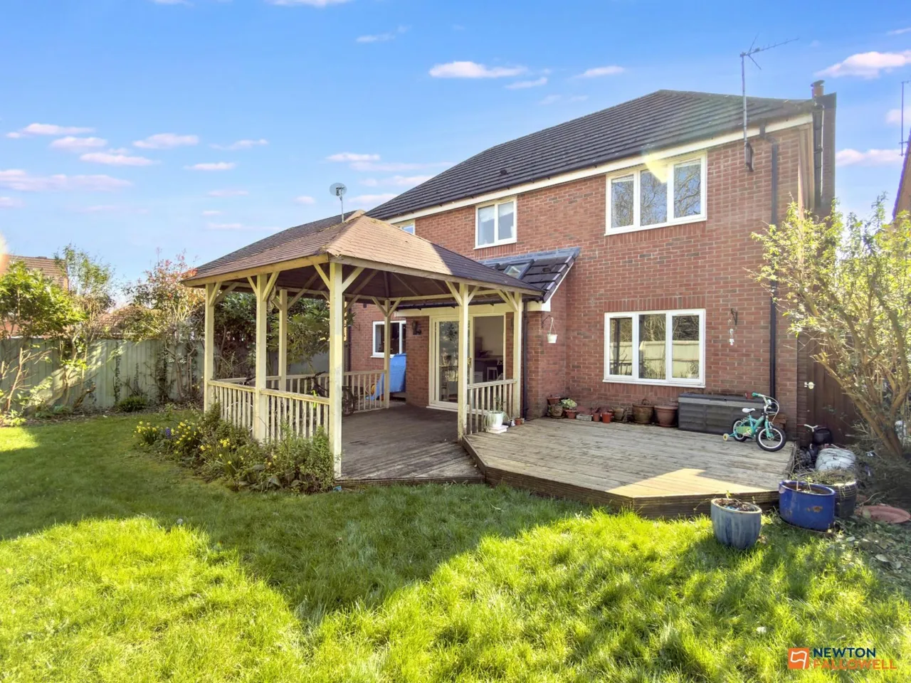 Chandlers Croft, Ibstock, LE67, photo 32