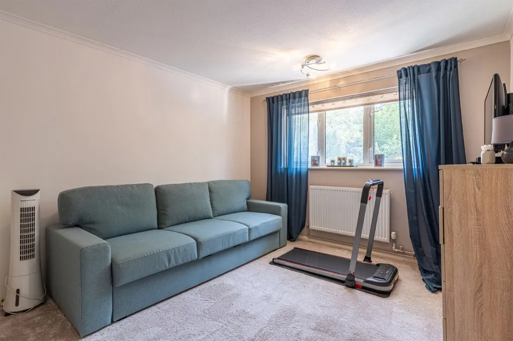 Mackenzie Way, Gravesend, DA12, photo 21