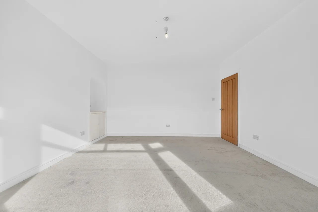 Lothian Drive, Clarkston, G76, photo 10