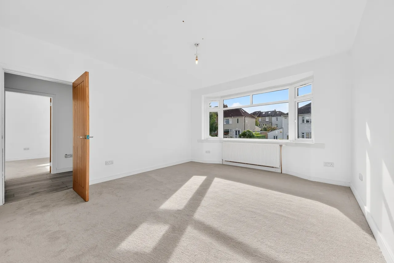Lothian Drive, Clarkston, G76, photo 9
