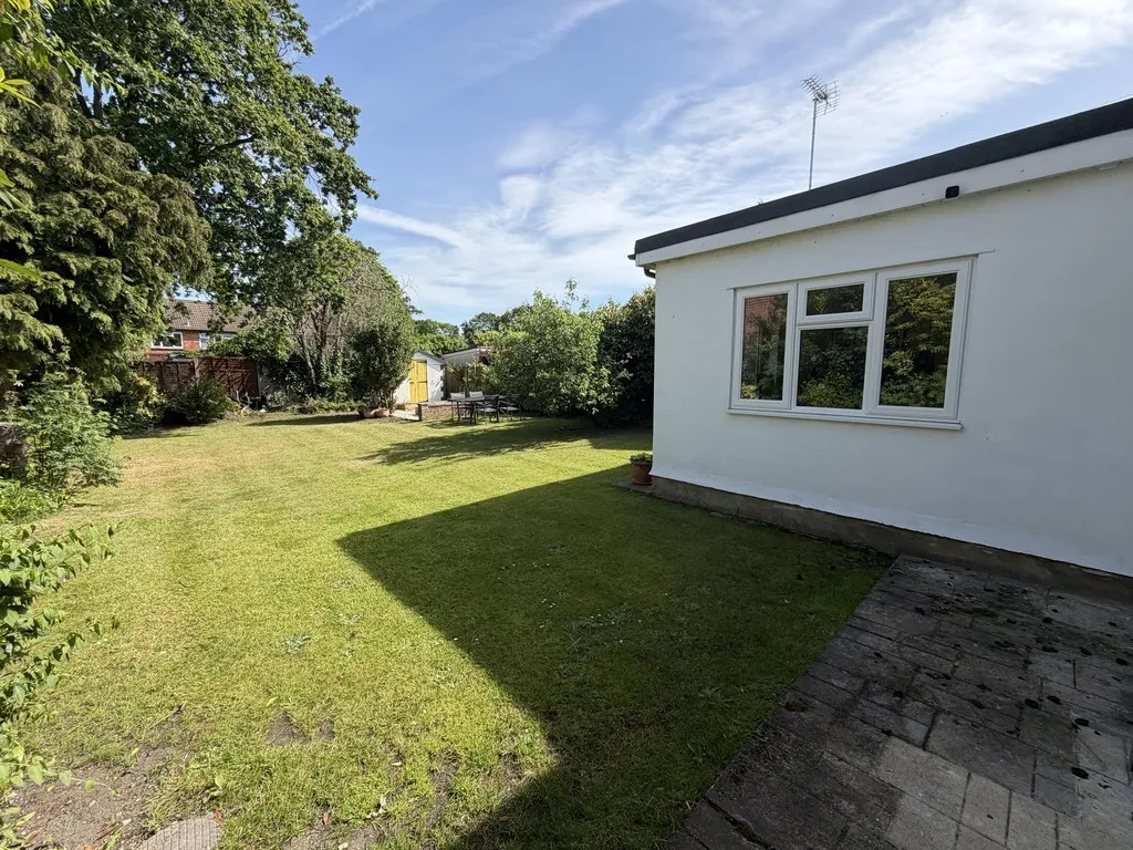 Mytchett, Camberley, photo 23