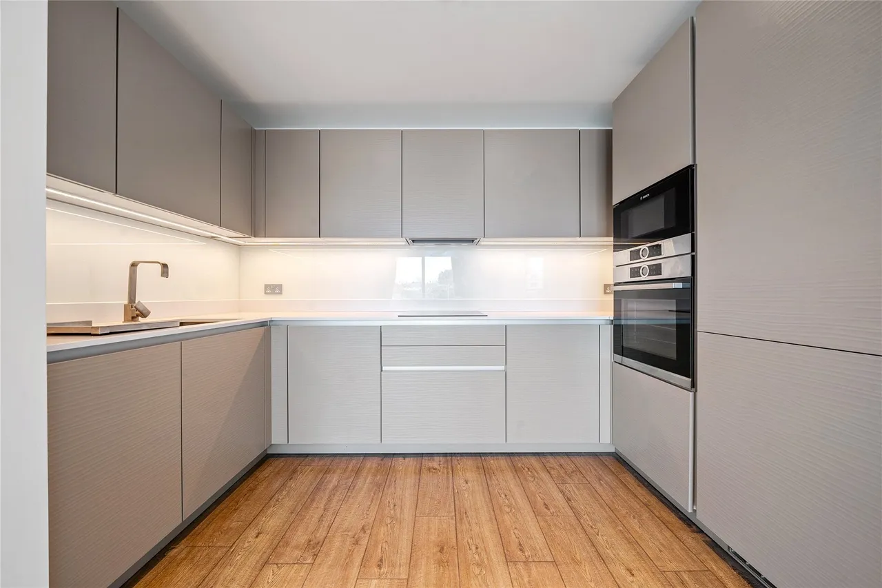 Sapphire House, 21 Homefield Rise, Orpington, BR6, photo 3