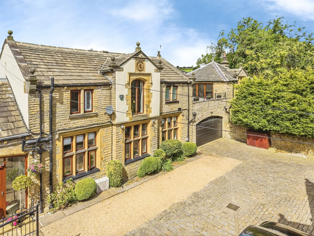 Lightenfield Lane, Netherton, Huddersfield, photo 5