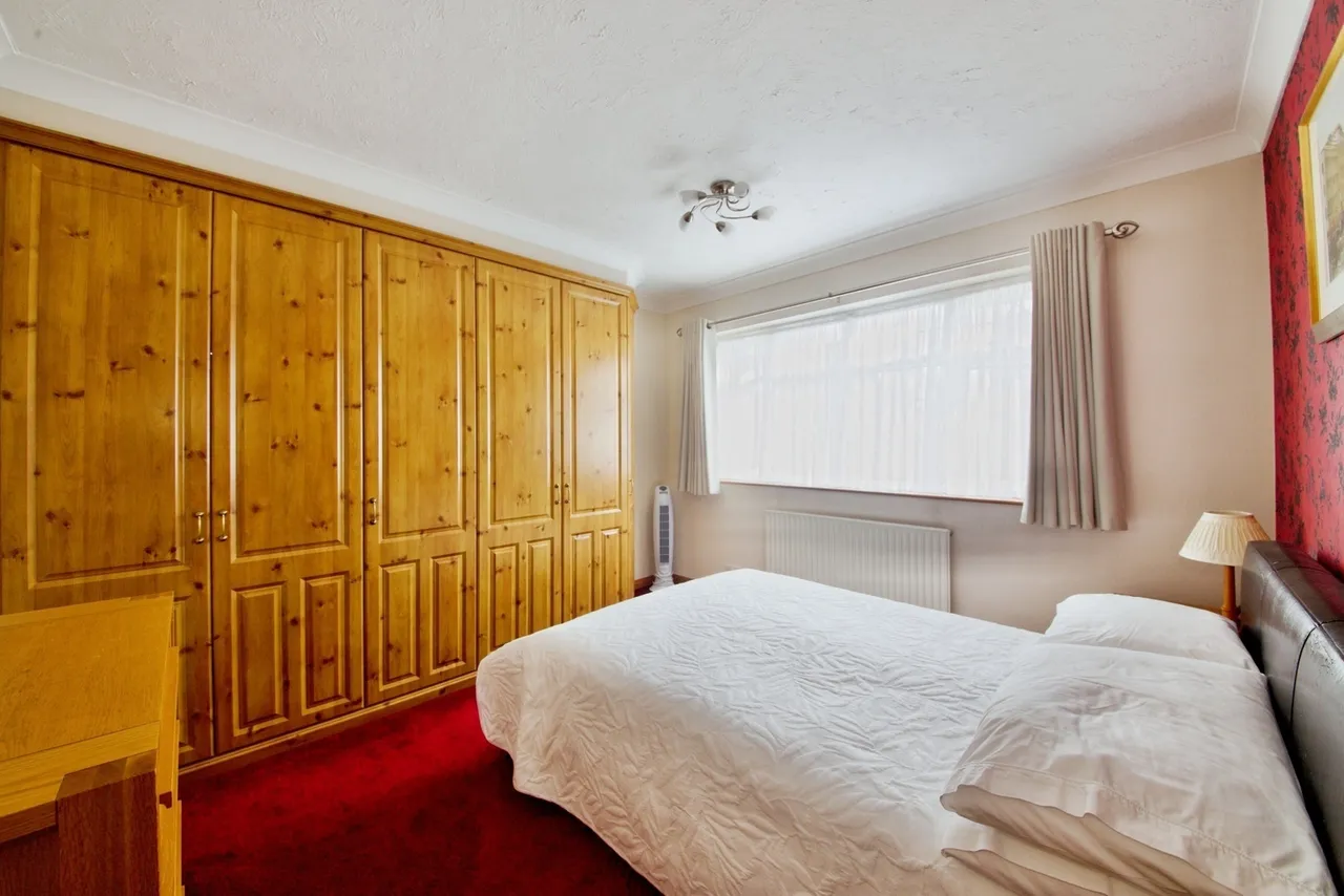 Arlington Gardens, Romford, RM3, photo 21
