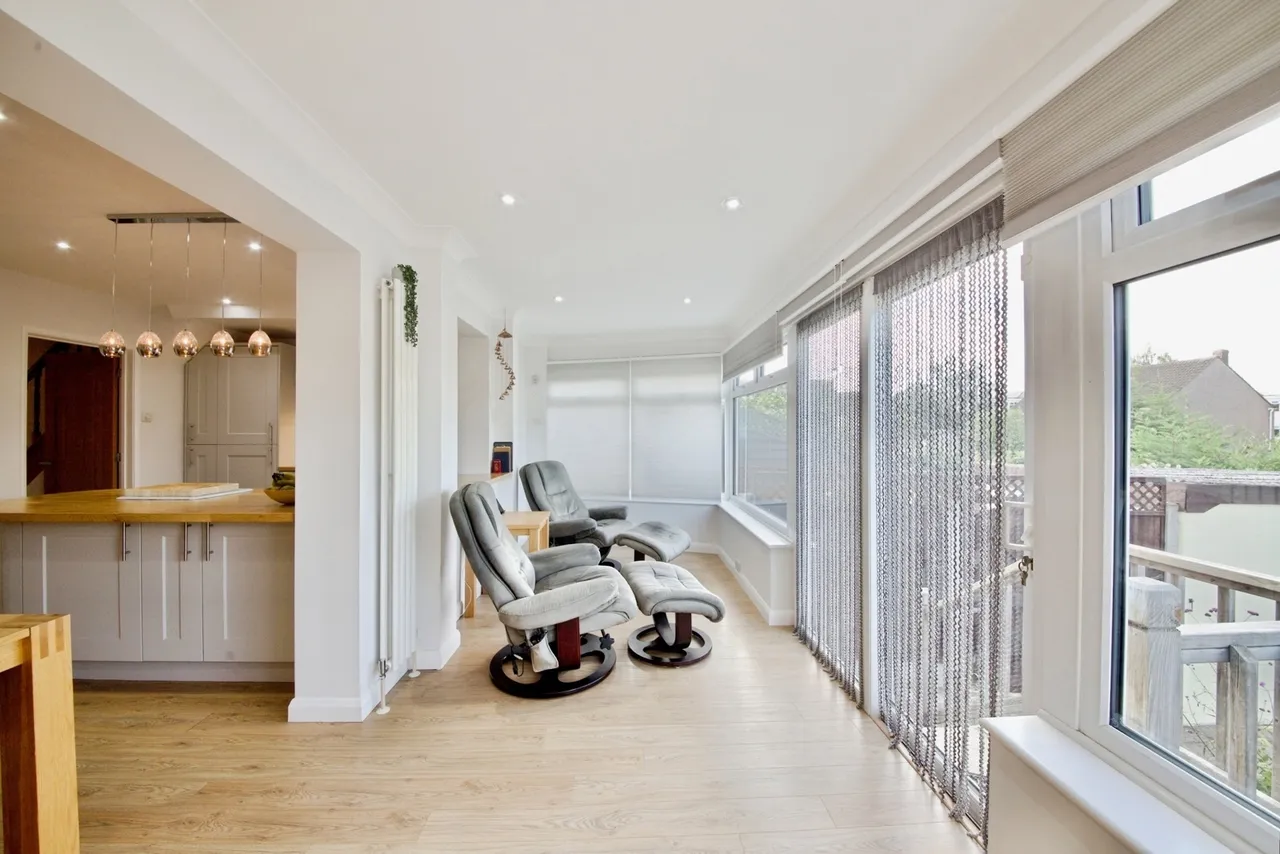 Arlington Gardens, Romford, RM3, photo 9