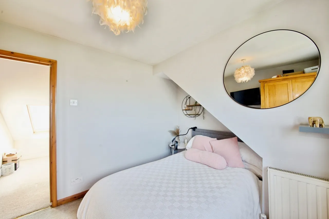 Arlington Gardens, Romford, RM3, photo 17