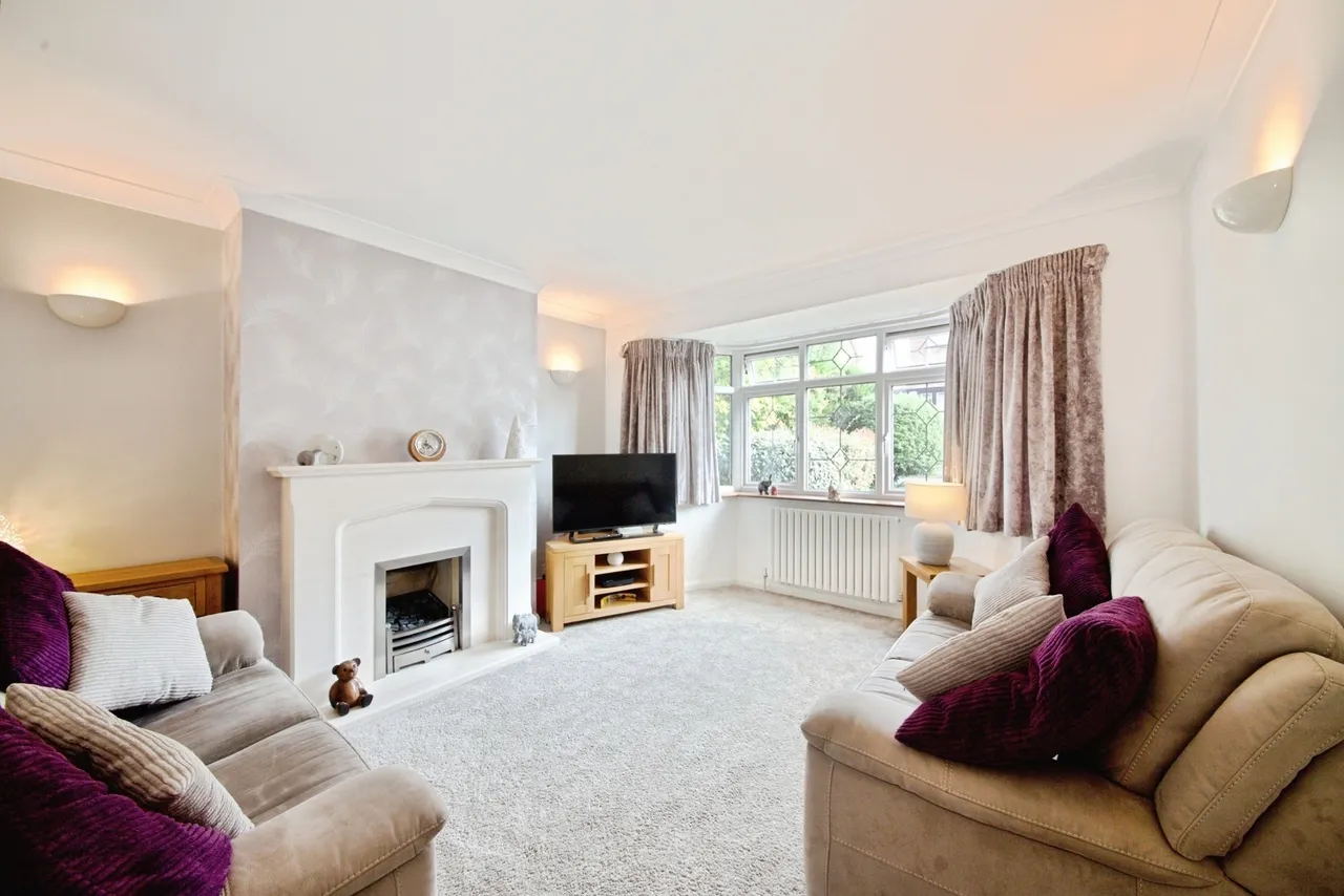 Arlington Gardens, Romford, RM3, photo 8