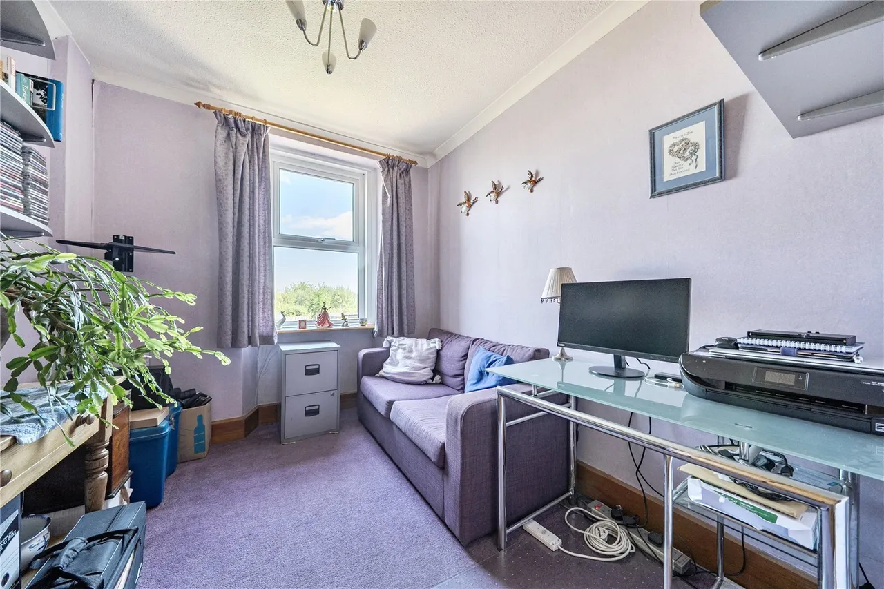 Cole Cross, Yeovil, BA22, photo 12