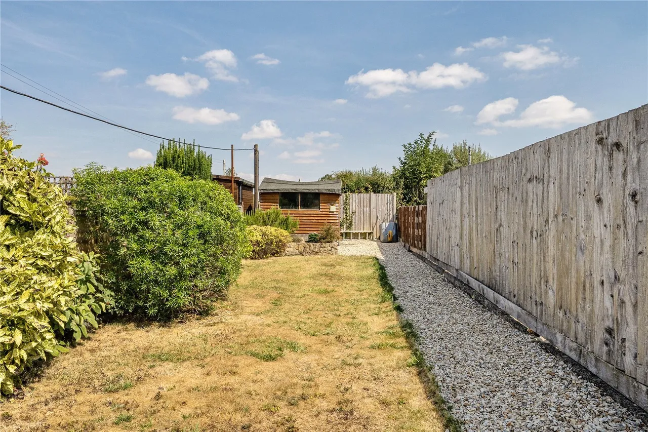 Cole Cross, Yeovil, BA22, photo 15
